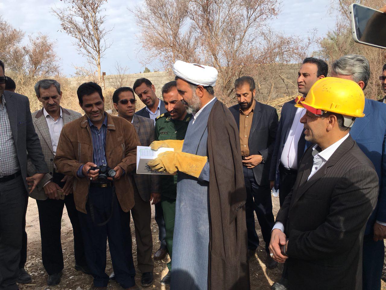 افتتاح همزمان ۴۲ پروژه برق رسانی برق شهرستان نرماشیر