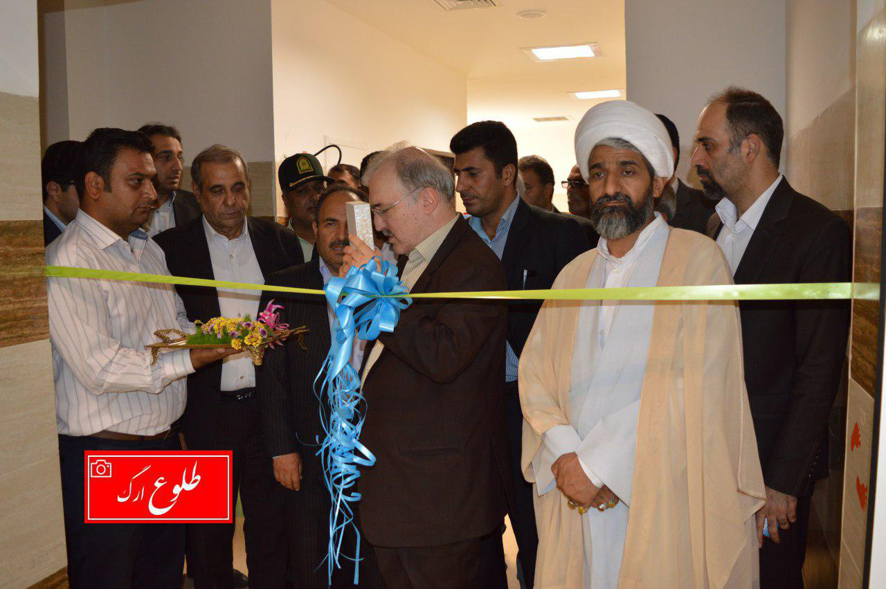 با حضور دکتر نمکی وزیر بهداشت مرکز تشخیص زودهنگام سرطان در بم افتتاح شد