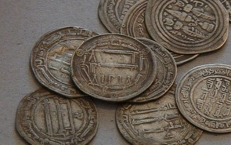 کشف ۸ قطعه سکه ساسانی در شهرستان بم