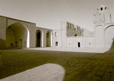 نگاهی به تاریخچه دو مسجد قرون اولیه اسلامی در بم