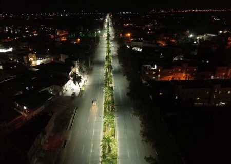 پروژه‌ تعویض روشنایی معابر شهر بم توسط شهرداری