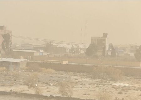طوفان شن برخی مناطق کرمان را دربرمی‌گیرد