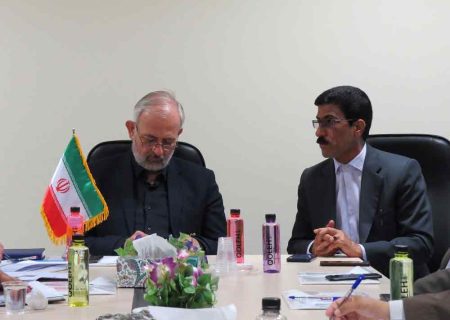 تنها خواسته به حق و دیرین مردم شرق استان کرمان تبدیل وضعیت مجتمع به دانشگاه است