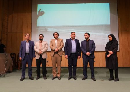 گرامی‌داشت نهمین سالروز ثبت جهانی بیابان لوت در بم + گزارش تصویری