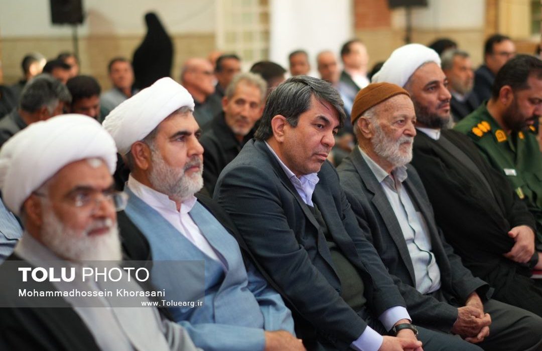 زلزله بم تجربه‌ای ملی و نماد ایمان، همدلی و عزت ایرانیان است