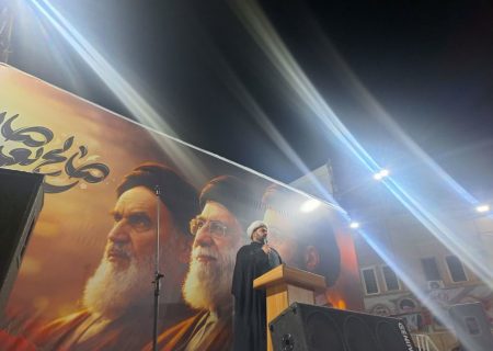 حضور مستمر رئیس دادگستری بم در تجمعات مردمی و بازدید از موکب خدمات‌رسانی بسیج حقوقدانان